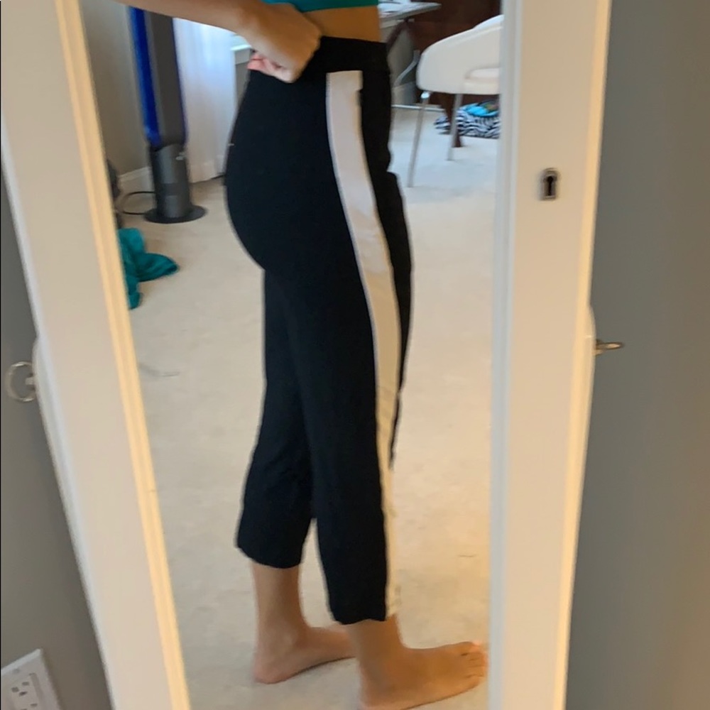 Urban Pants - Picture 2 of 4